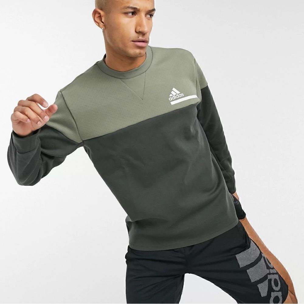 adidas zone sweatshirt in khaki XL
